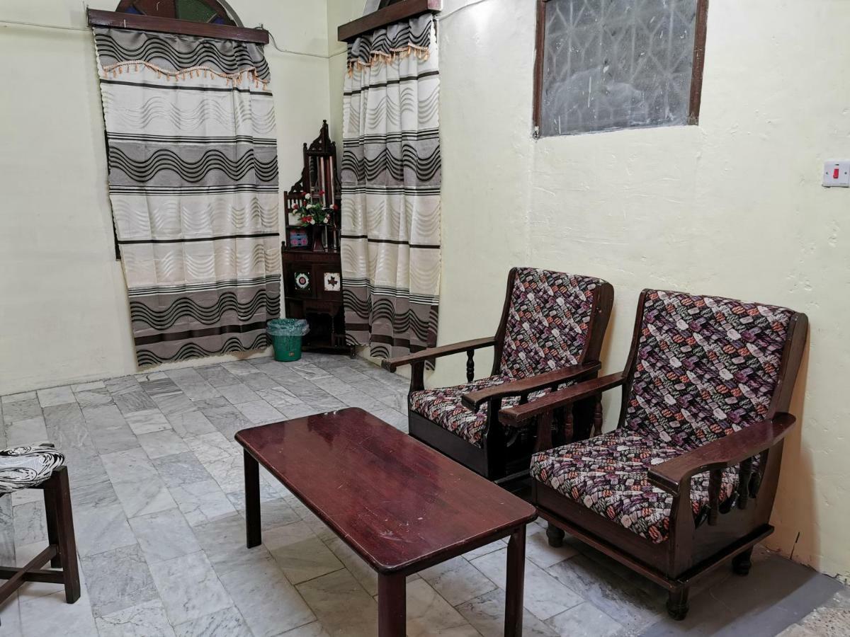 Crown Hotel Zanzibár Kültér fotó